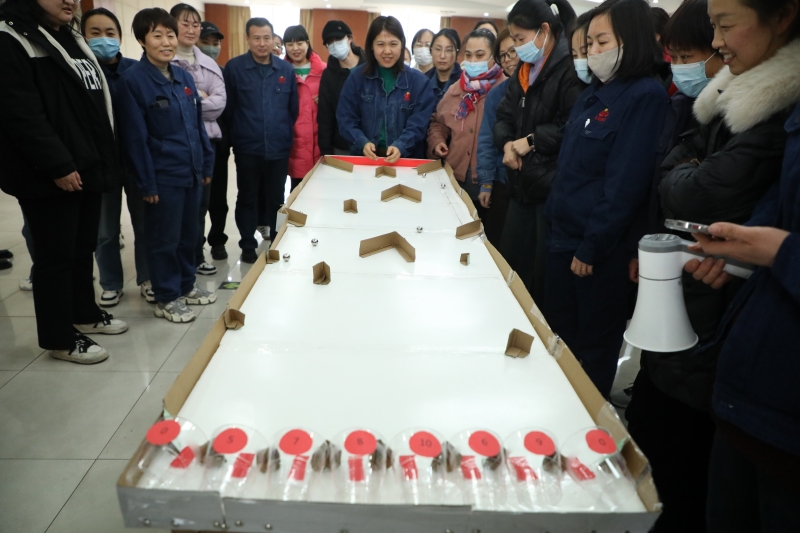 公司開展“三八”婦女節娛樂游戲活動